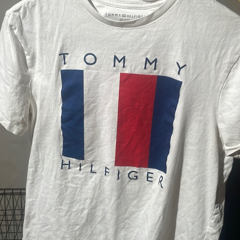 Tiny holdover tee shirt